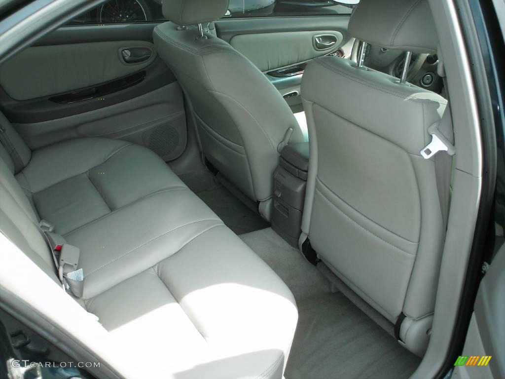 2002 Maxima GLE - Sherwood Green Pearl / Frost photo #33