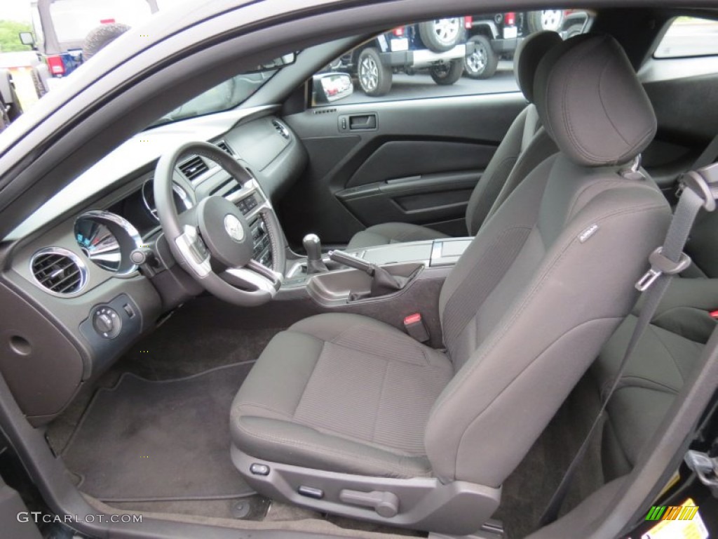 Charcoal Black Interior 2013 Ford Mustang GT Coupe Photo #80518789