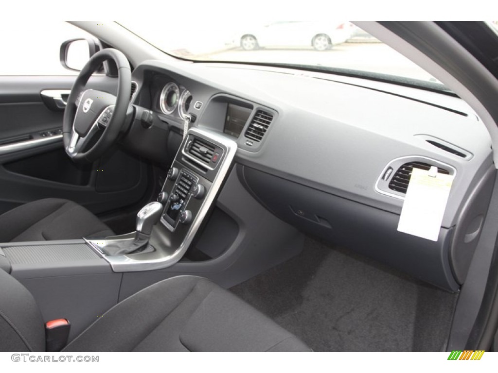 2013 Volvo S60 T5 AWD Dashboard Photos