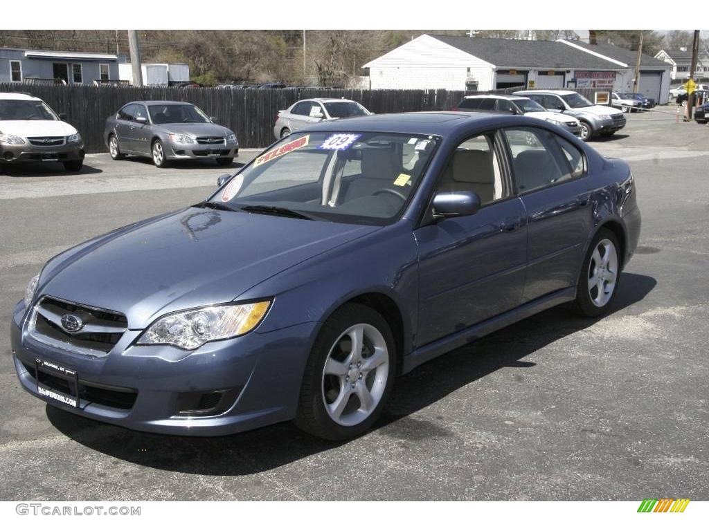 2009 Legacy 2.5i Sedan - Diamond Gray Metallic / Warm Ivory photo #1