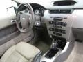 2009 White Suede Ford Focus SEL Sedan  photo #21