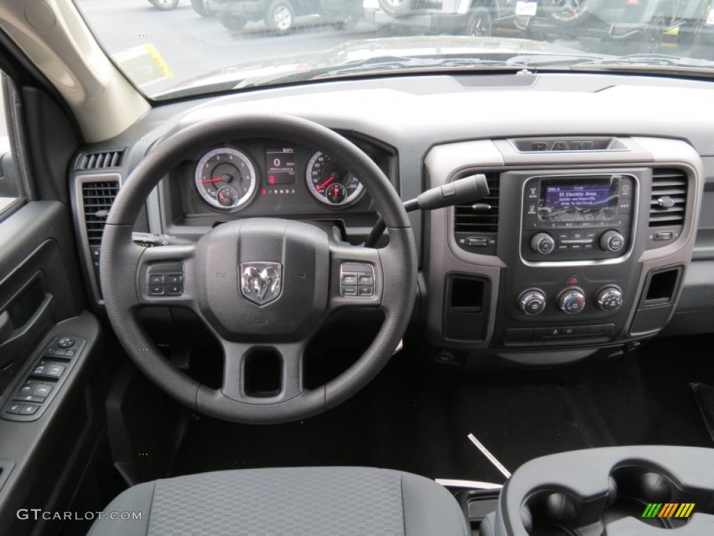2013 Ram 1500 Express Crew Cab Black/Diesel Gray Dashboard Photo #80521342