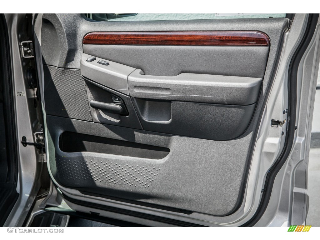 2003 Ford Explorer Limited Door Panel Photos