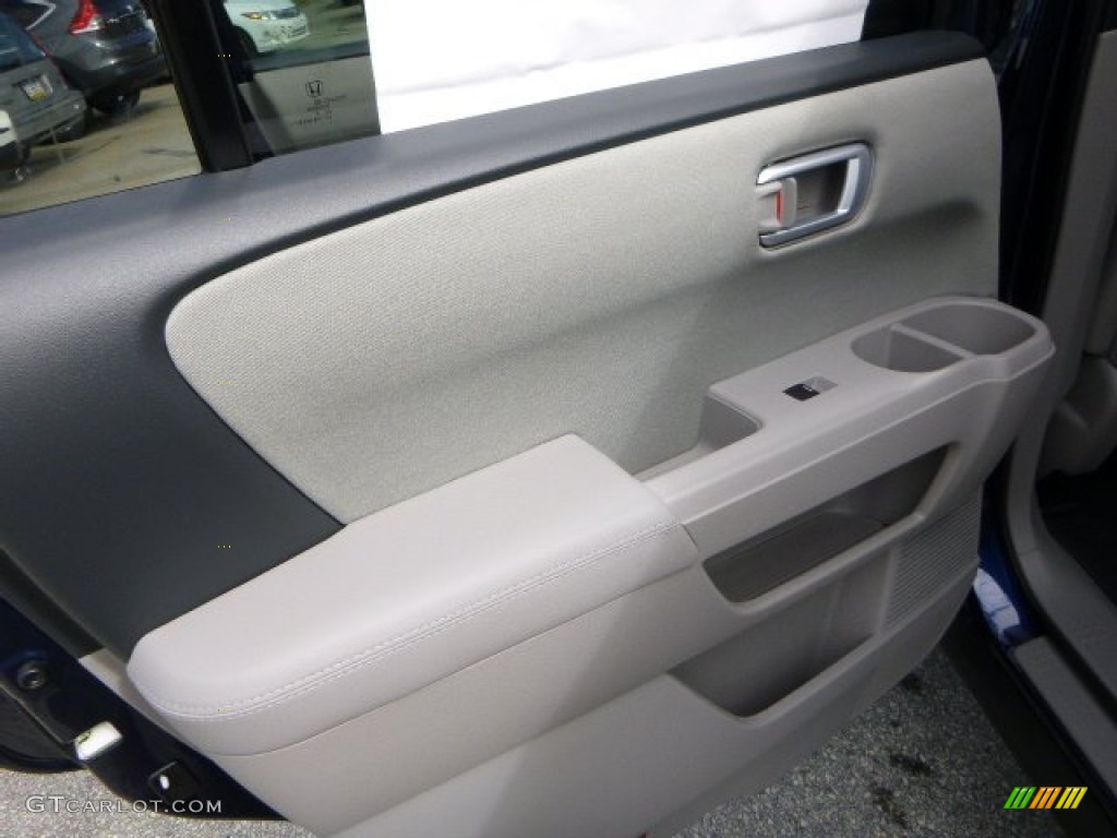 2013 Honda Pilot EX 4WD Gray Door Panel Photo #80522656
