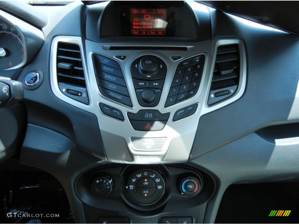 2013 Ford Fiesta Titanium Sedan Controls Photo #80524915