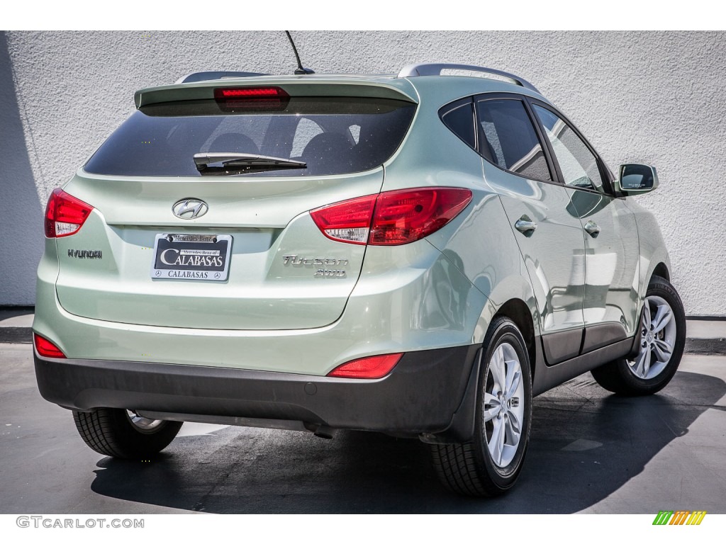 2010 Tucson Limited AWD - Kiwi Green / Taupe photo #14