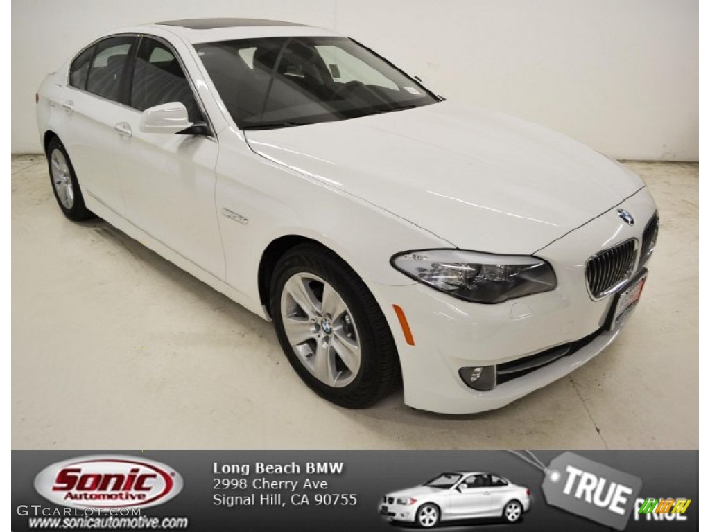 2013 5 Series 528i Sedan - Alpine White / Black photo #1