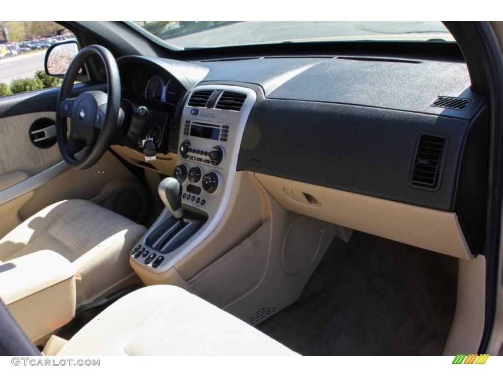 2006 Chevrolet Equinox LS Light Cashmere Dashboard Photo #80528248