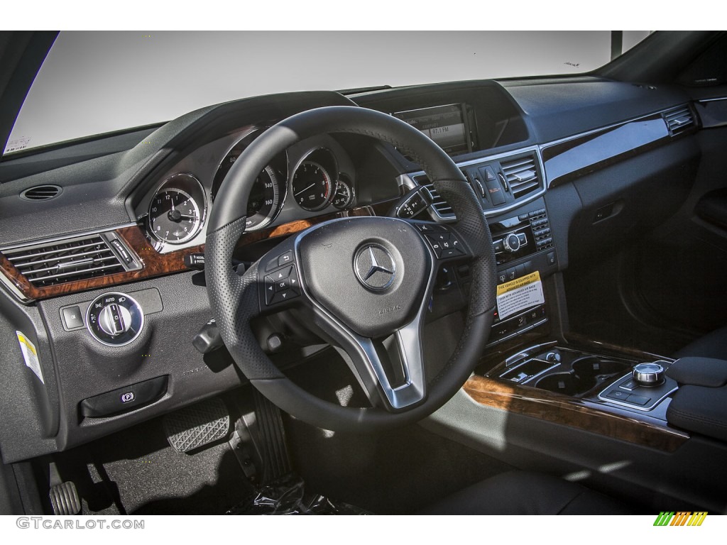 2013 Mercedes-Benz E 350 BlueTEC Sedan Dashboard Photos