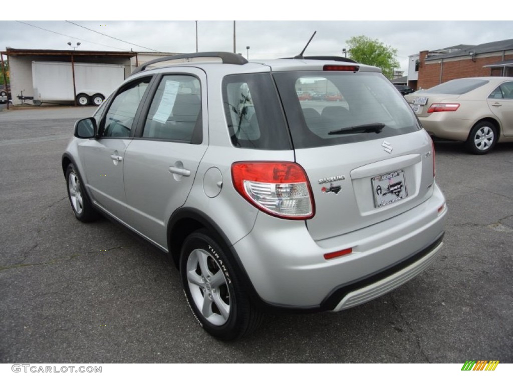 2007 SX4 AWD - Silky Silver Metallic / Black photo #4