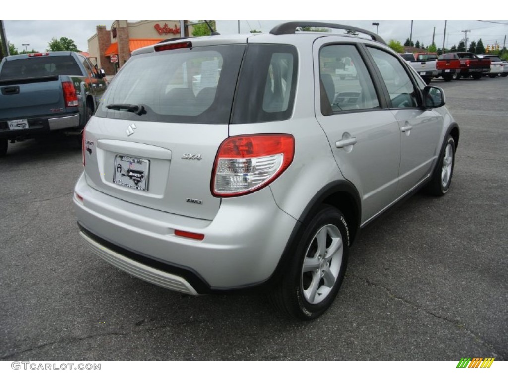 2007 SX4 AWD - Silky Silver Metallic / Black photo #5