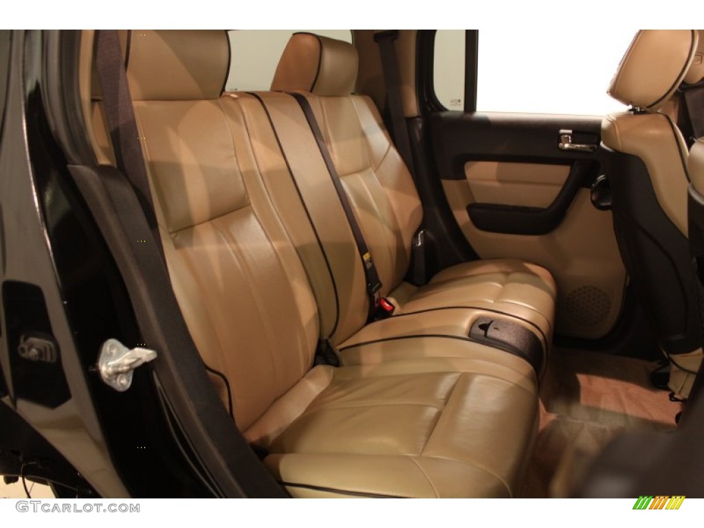 2006 Hummer H3 Standard H3 Model Rear Seat Photo #80532946