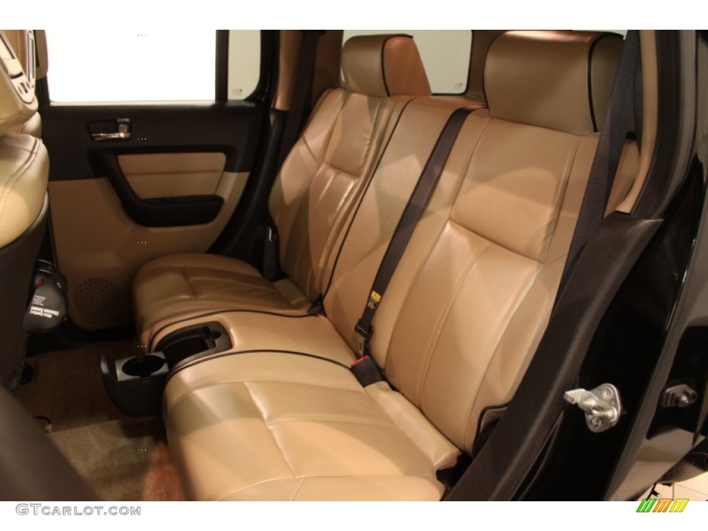 2006 Hummer H3 Standard H3 Model Rear Seat Photo #80532992