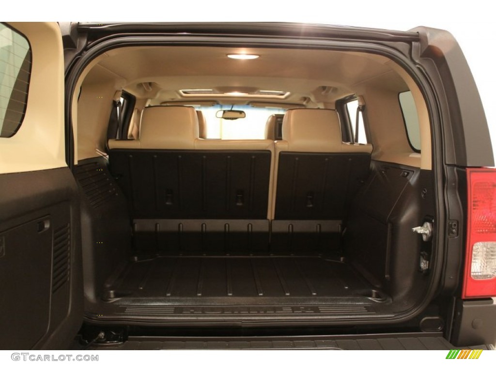2006 Hummer H3 Standard H3 Model Trunk Photo #80533004