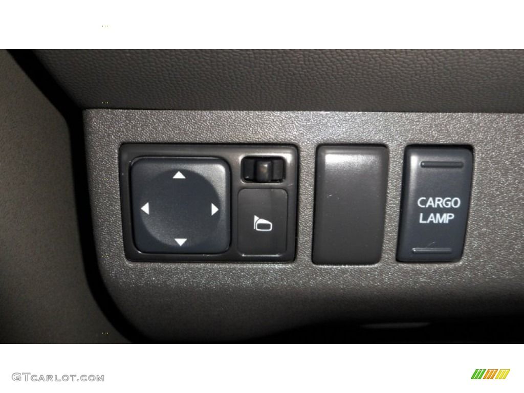 2011 Nissan Frontier Pro-4X Crew Cab 4x4 Controls Photo #80535771