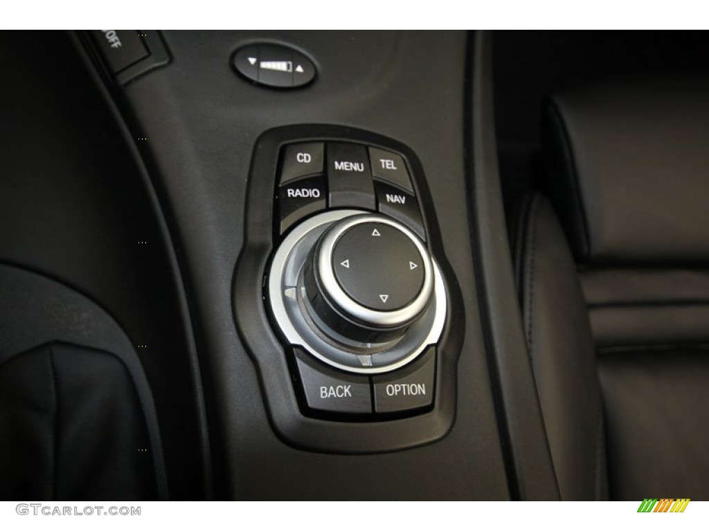 2011 BMW M3 Coupe Controls Photo #80536249