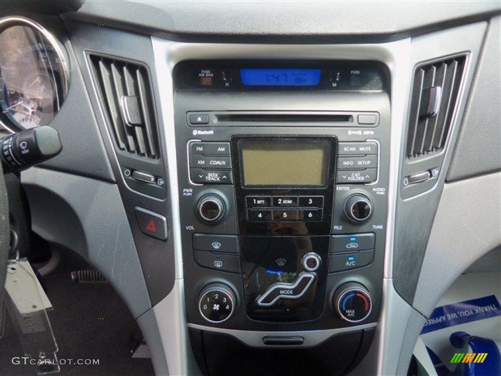 2011 Sonata GLS - Midnight Black / Gray photo #13