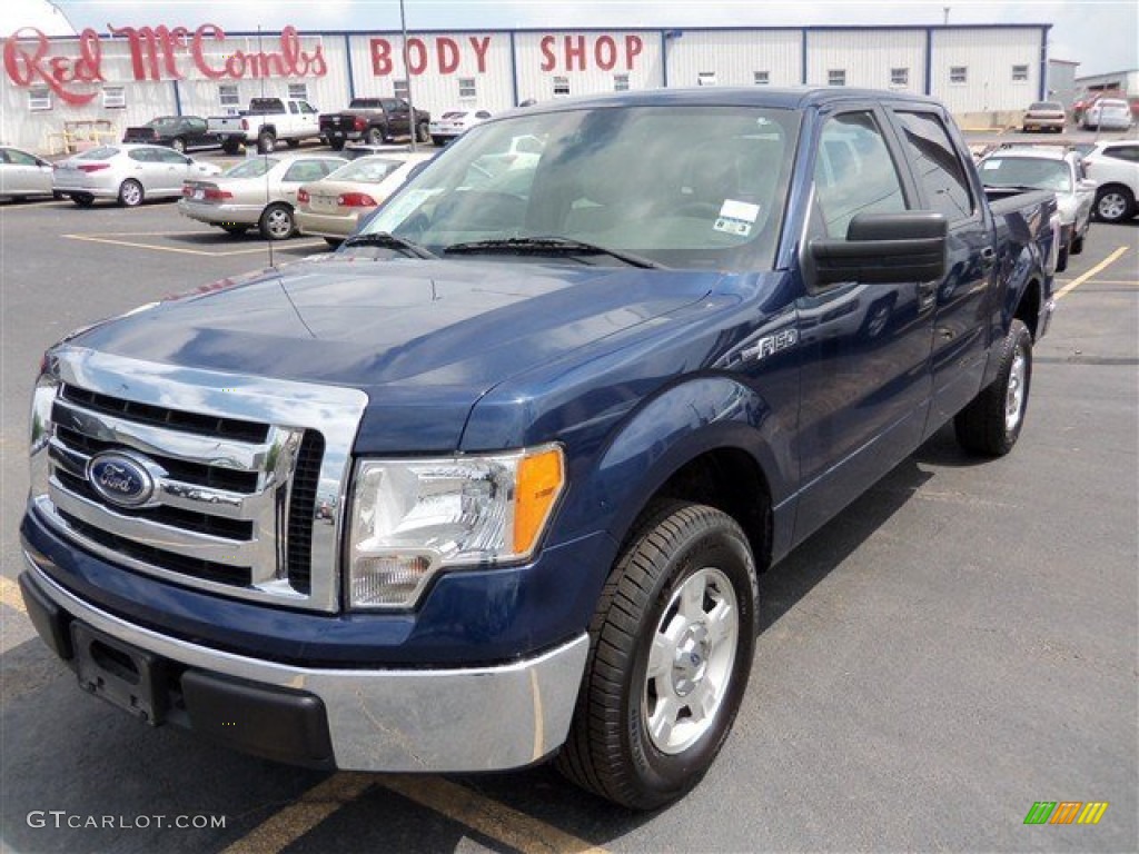 2010 F150 XLT SuperCrew - Dark Blue Pearl Metallic / Medium Stone photo #2