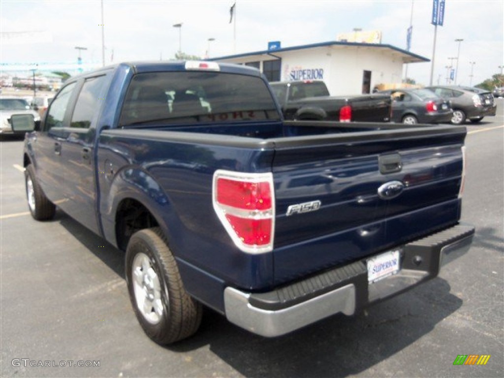 2010 F150 XLT SuperCrew - Dark Blue Pearl Metallic / Medium Stone photo #5