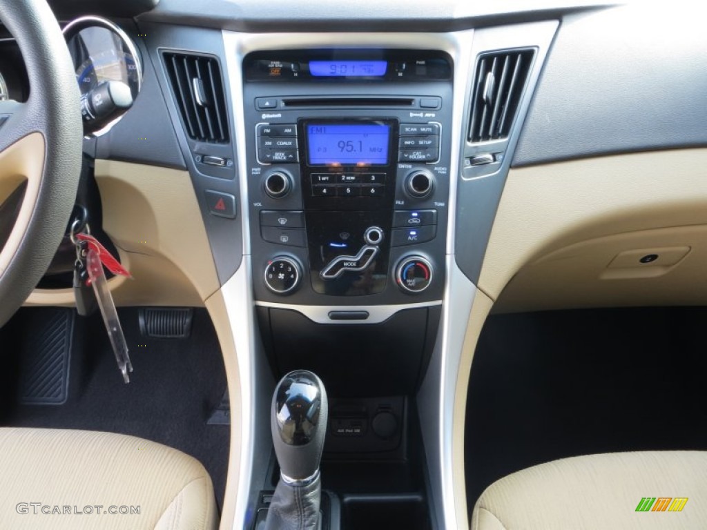 2011 Sonata GLS - Black Plum Pearl / Camel photo #41