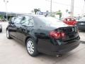 Black - Jetta SE Sedan Photo No. 3