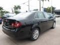 Black - Jetta SE Sedan Photo No. 5