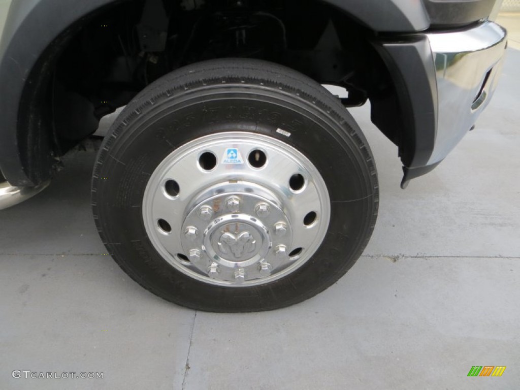 2011 Dodge Ram 5500 HD SLT Crew Cab Chassis Wheel Photos