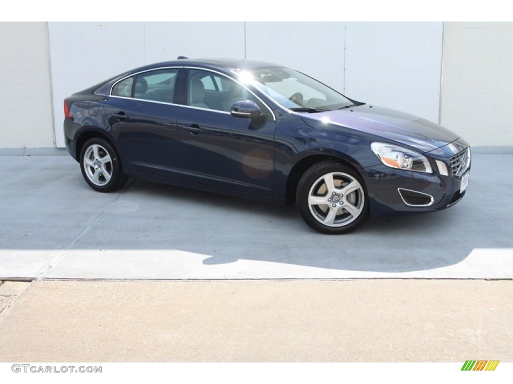 Caspian Blue Metallic Volvo S60