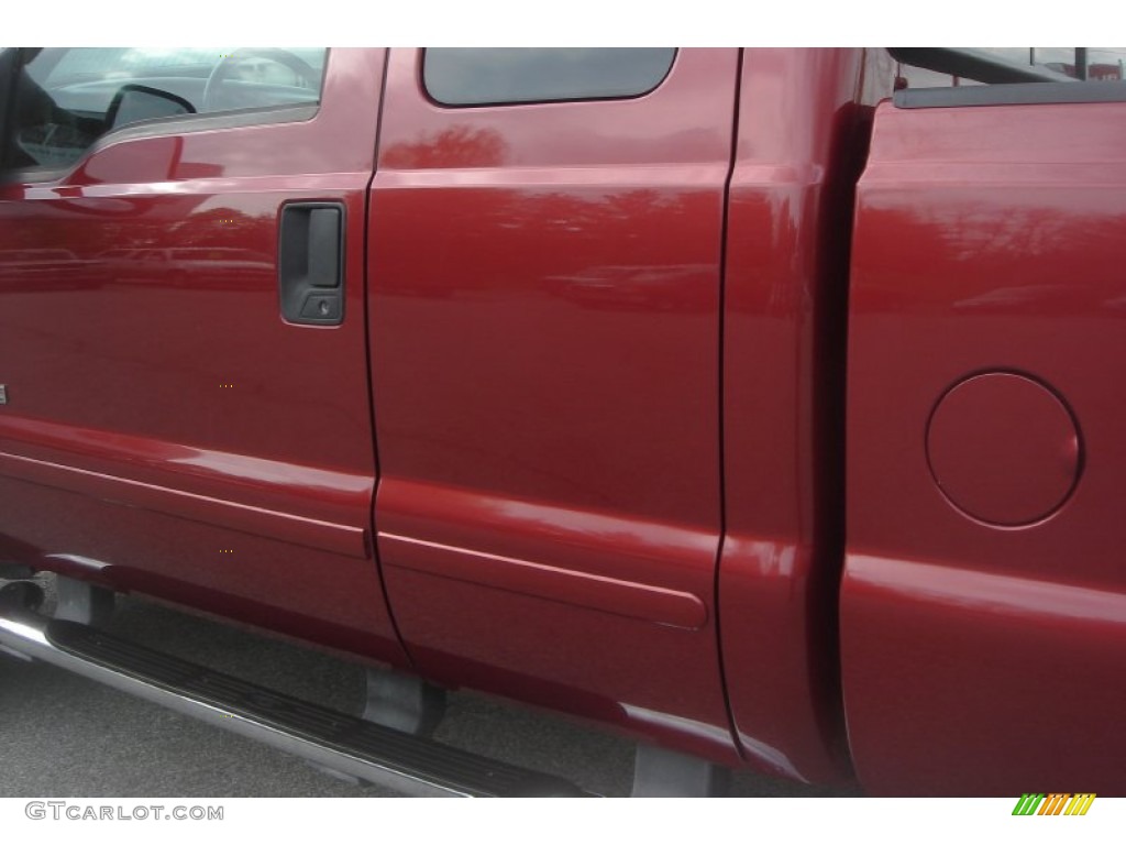 2003 F250 Super Duty XLT SuperCab 4x4 - Toreador Red Metallic / Medium Flint Grey photo #17