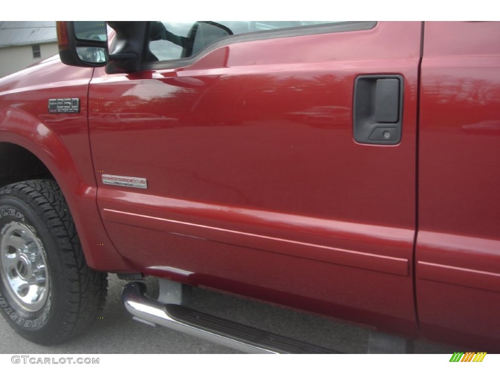 2003 F250 Super Duty XLT SuperCab 4x4 - Toreador Red Metallic / Medium Flint Grey photo #18