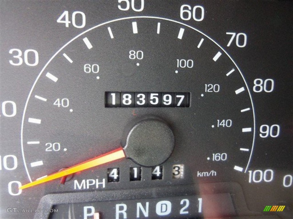 2000 Excursion Limited - Oxford White / Medium Parchment photo #17