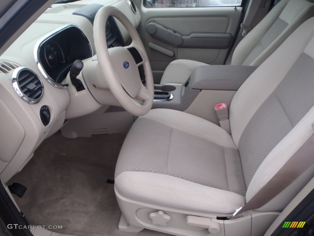 Stone Interior 2006 Ford Explorer XLS Photo #80544001