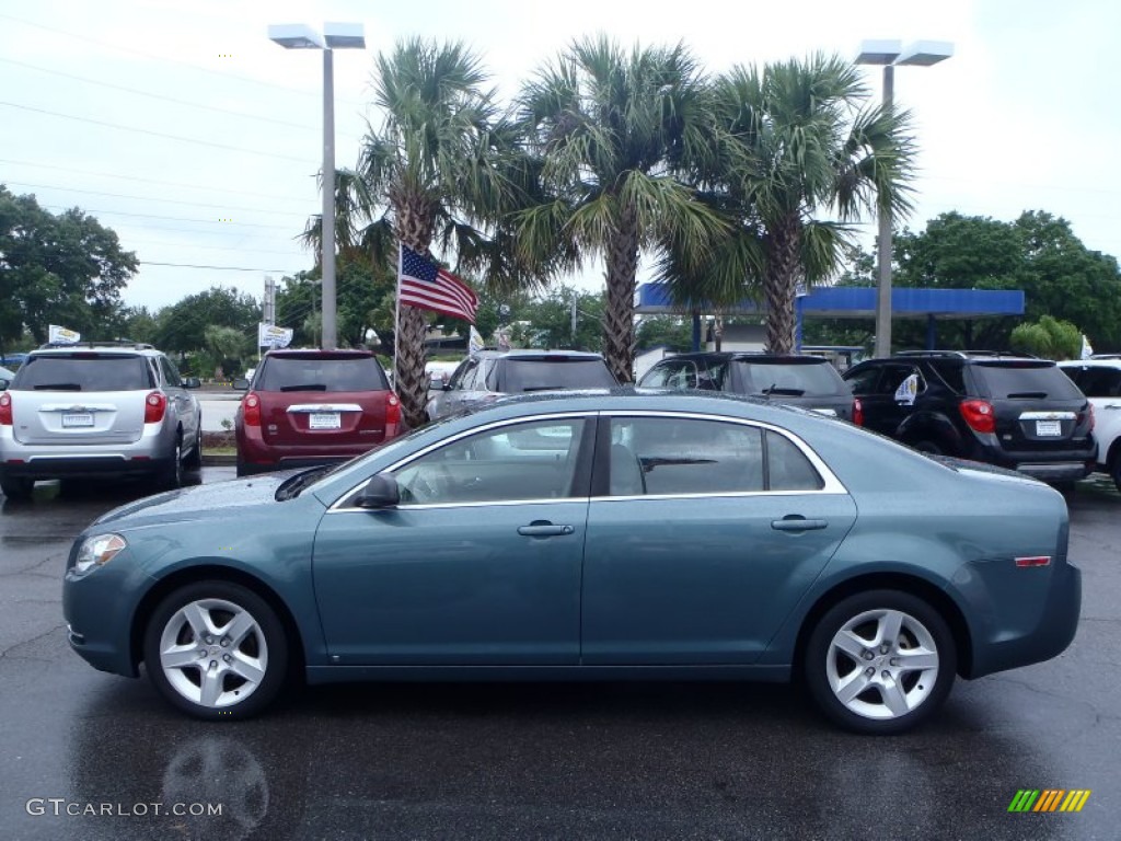 2009 Malibu LS Sedan - Silver Moss Metallic / Titanium photo #7