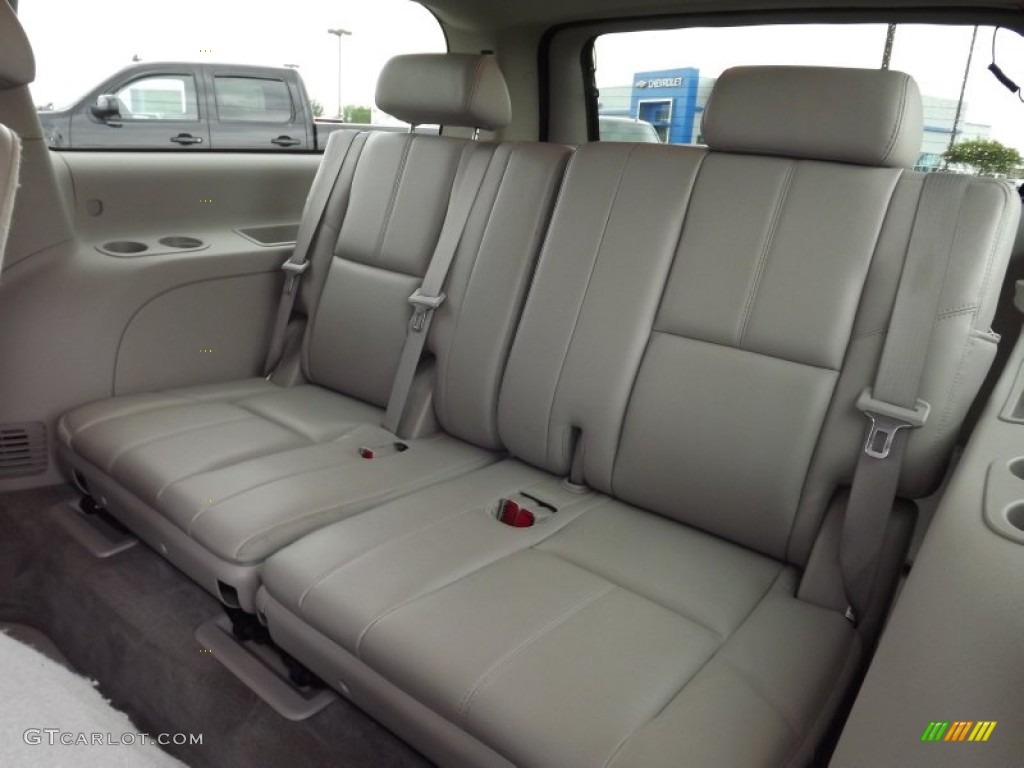 2008 Chevrolet Suburban 1500 LTZ Rear Seat Photo #80545830