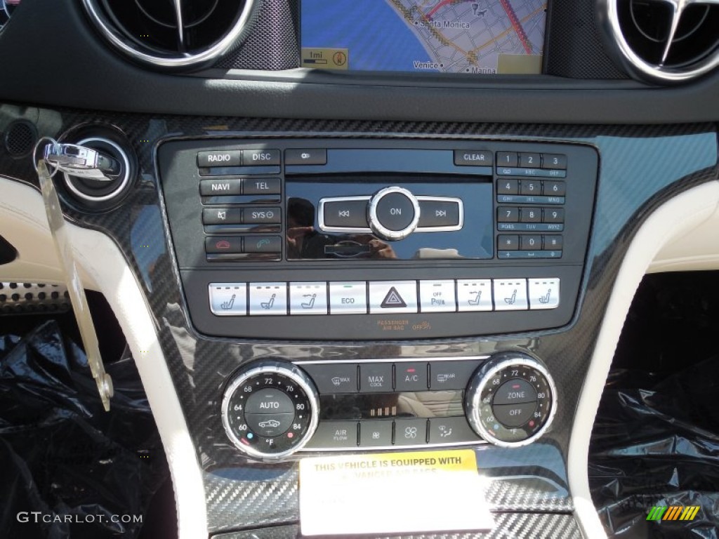 2013 Mercedes-Benz SL 63 AMG Roadster Controls Photo #80550881