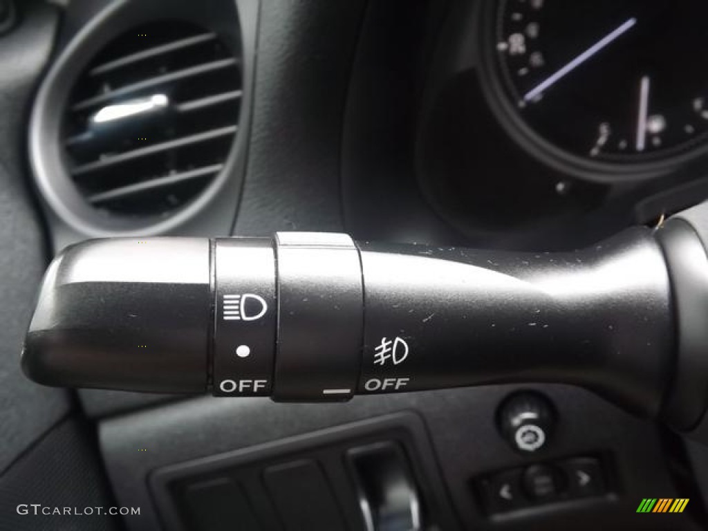 2008 IS 250 - Starfire White Pearl / Black photo #19