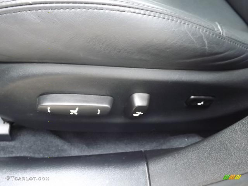 2008 IS 250 - Starfire White Pearl / Black photo #28