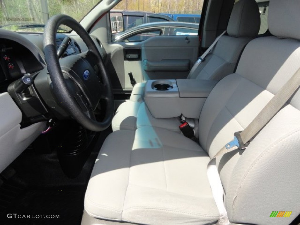 2005 F150 STX SuperCab 4x4 - Bright Red / Medium Flint Grey photo #4