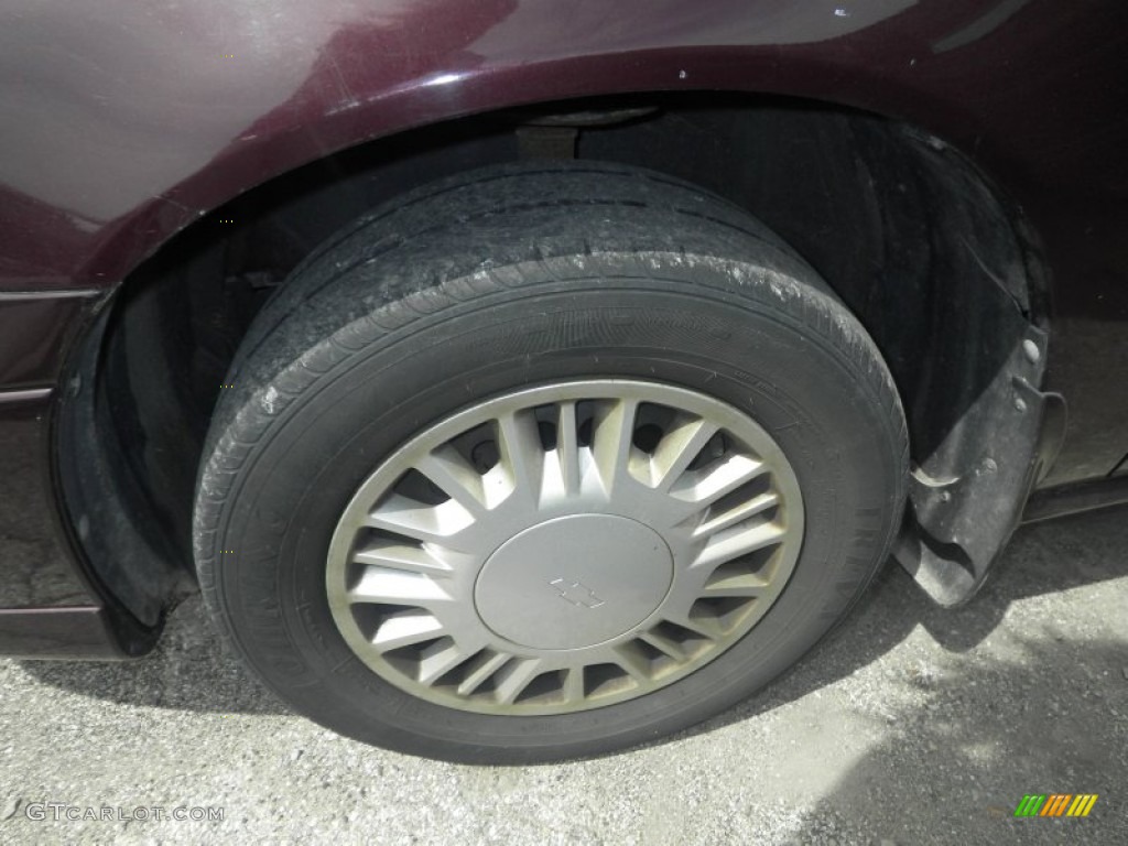 2000 Malibu Sedan - Dark Cherry Metallic / Gray photo #10