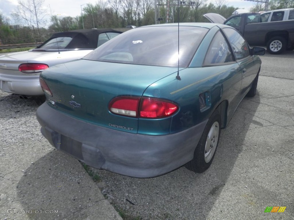 1998 Cavalier Coupe - Manta Green Metallic / Gray photo #3
