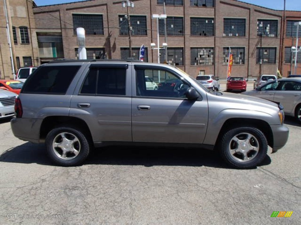 Graystone Metallic Chevrolet TrailBlazer