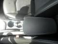Tungsten Metallic - 200 S Sedan Photo No. 10