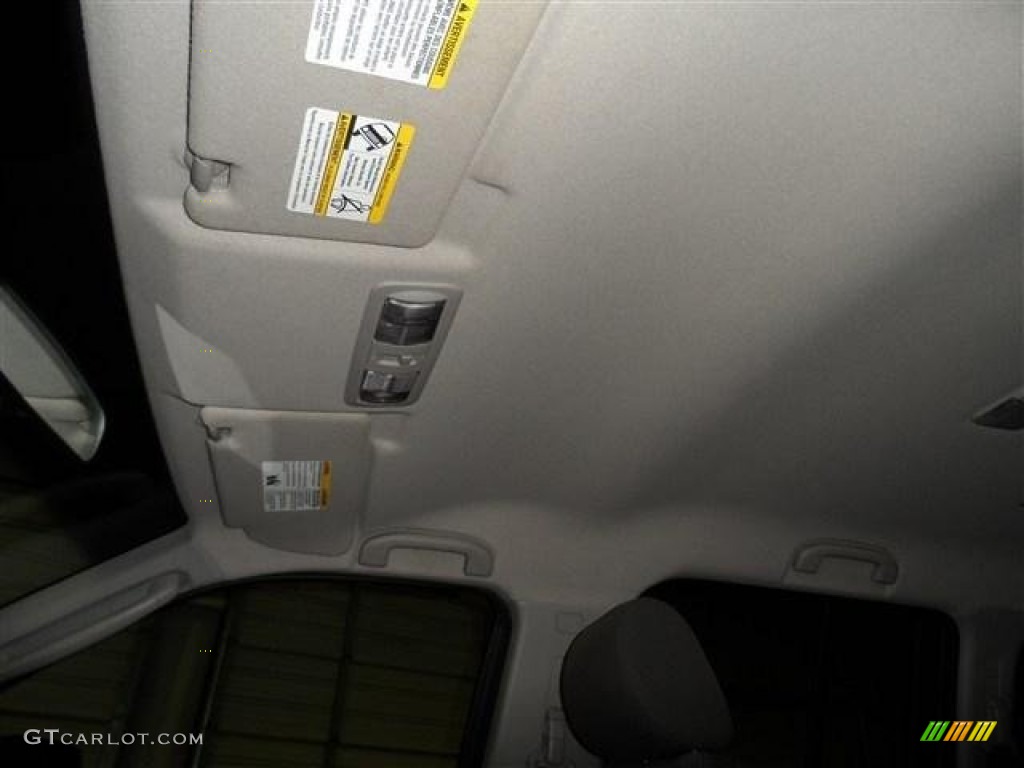 2008 Xterra S - Red Alert / Steel/Graphite photo #27