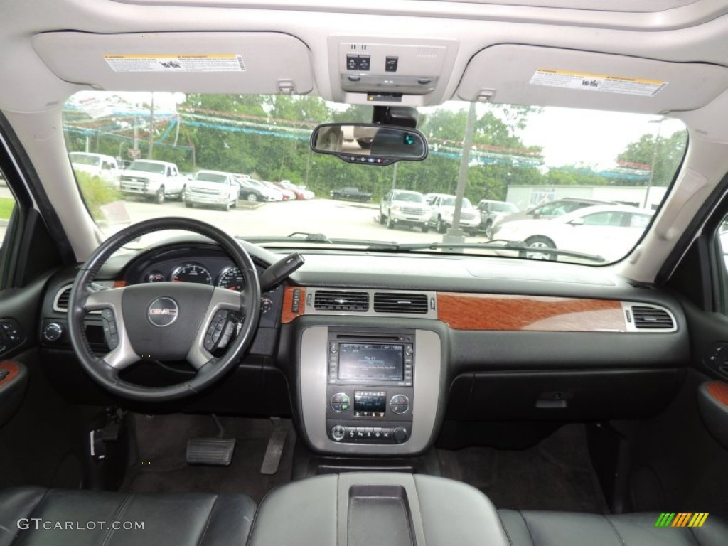2008 GMC Yukon SLT Ebony Dashboard Photo #80559329