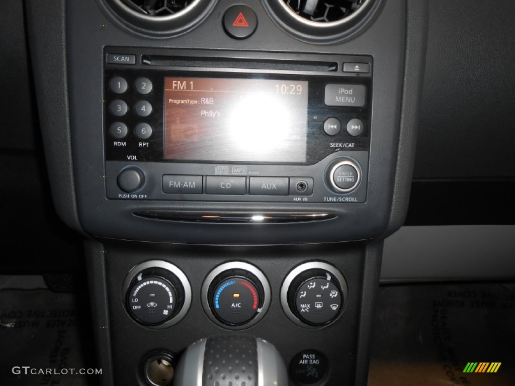2011 Rogue SV - Black Amethyst / Gray photo #23