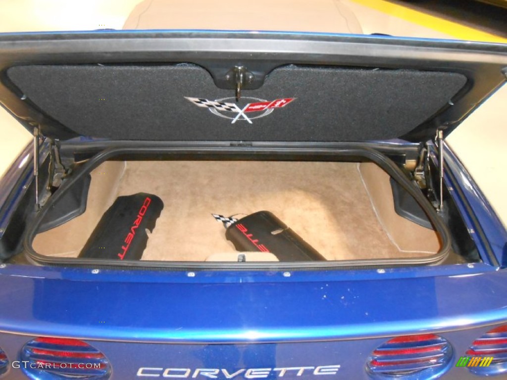 2002 Corvette Convertible - Electron Blue Metallic / Light Oak photo #15