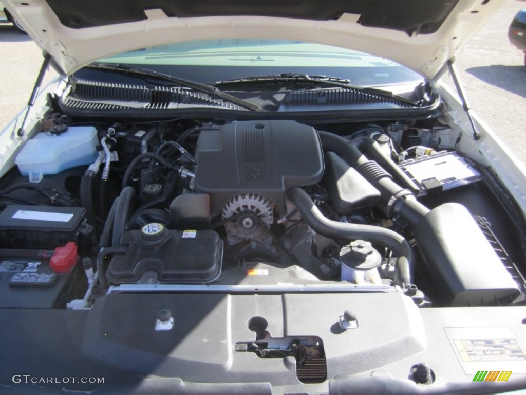 2007 Lincoln Town Car Designer 4.6 Liter SOHC 16-Valve V8 Engine Photo #80565770