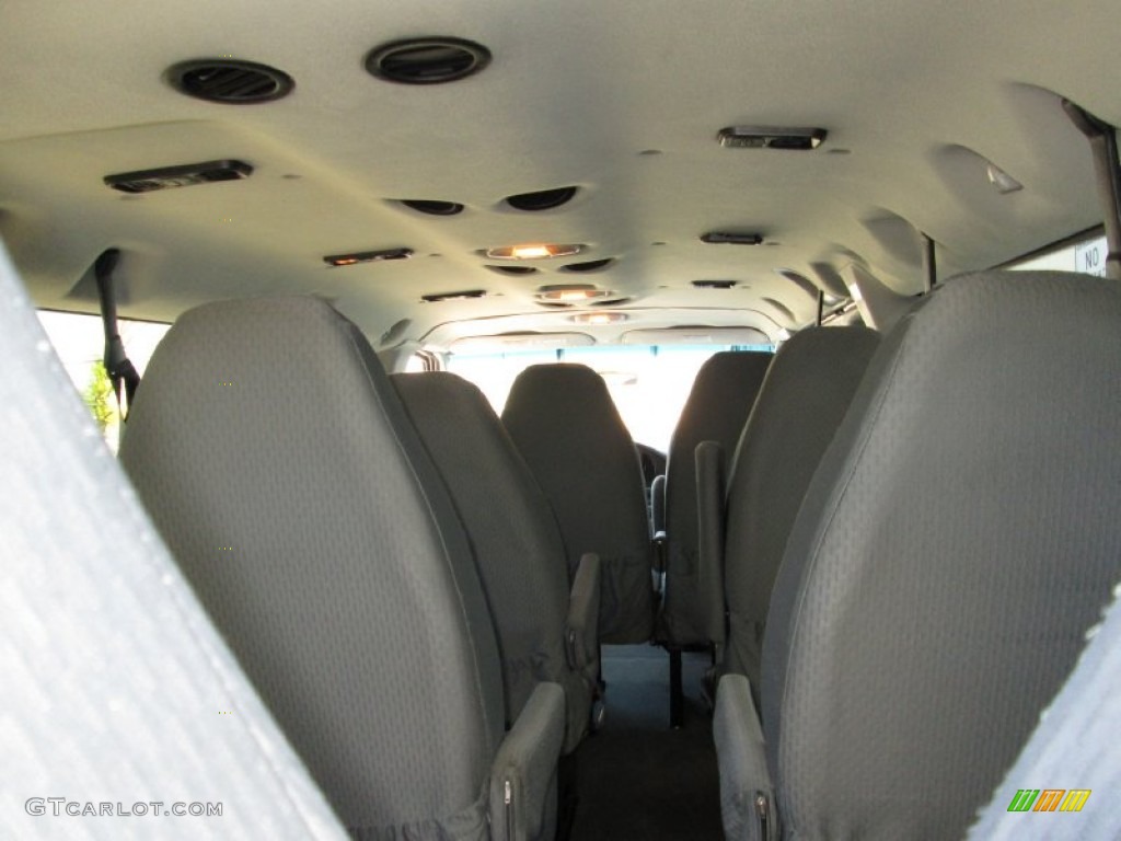 2006 Ford E Series Van E350 XLT 15 Passenger Rear Seat Photo #80566206
