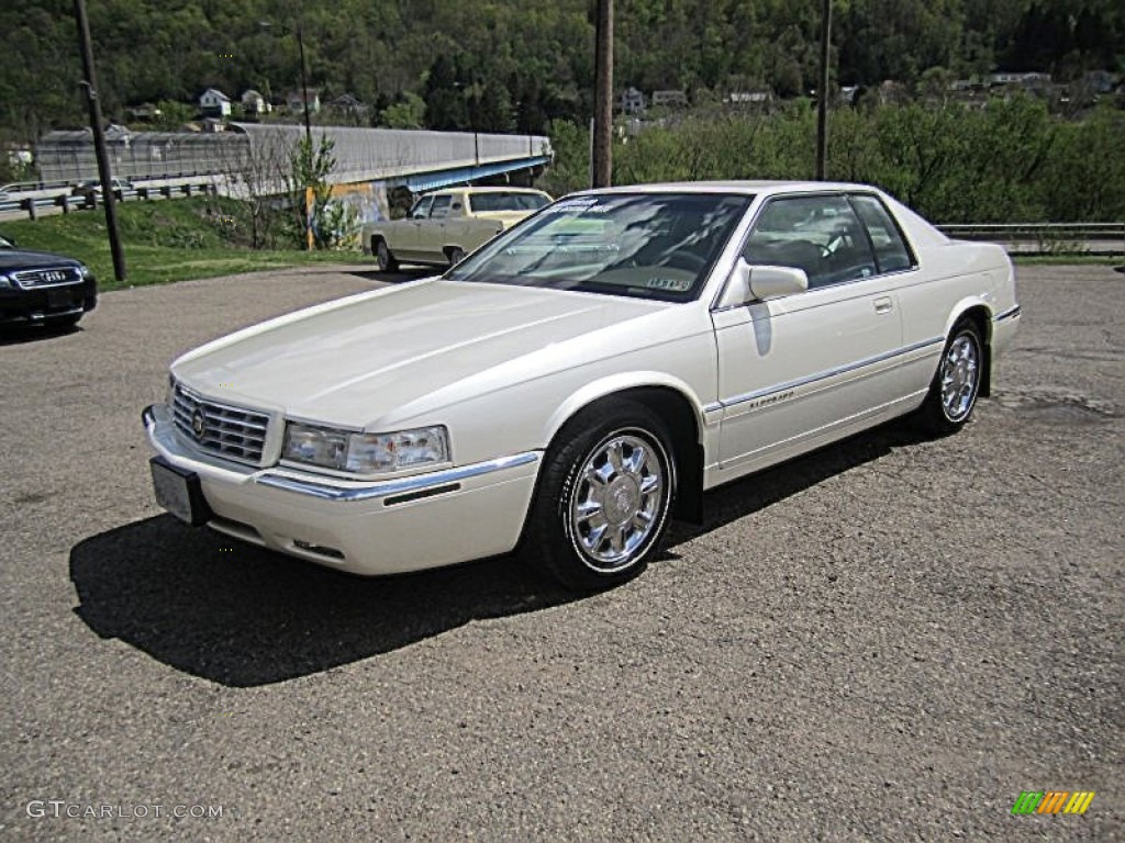 1996 Eldorado  - Cotillion White / Neutral Shale photo #16