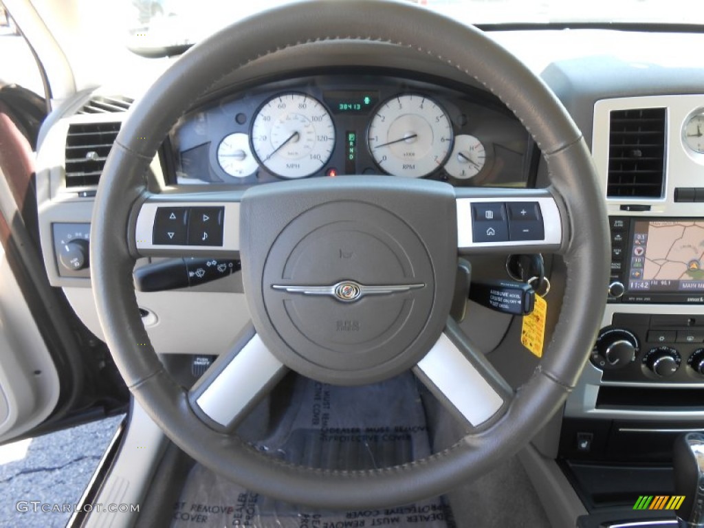 2010 Chrysler 300 Touring AWD Steering Wheel Photos